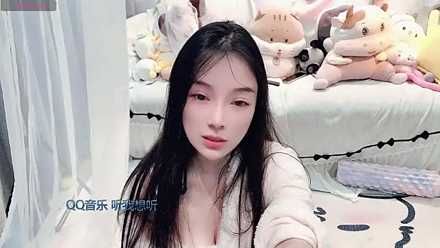 Snapshot of AKiKi711 chatting on February 25, 2026, 5:02 pm AKiKi711 online show from February 25, 2026, 5:02 pm