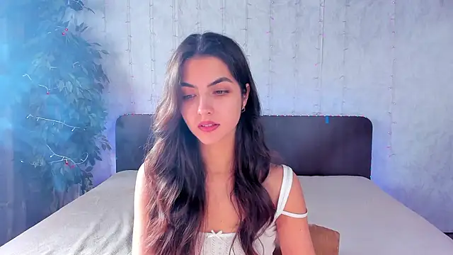 Milana Crystal  online show from February 2, 2025, 11:07 am