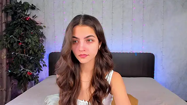 Milana Crystal  online show from February 2, 2025, 8:02 am