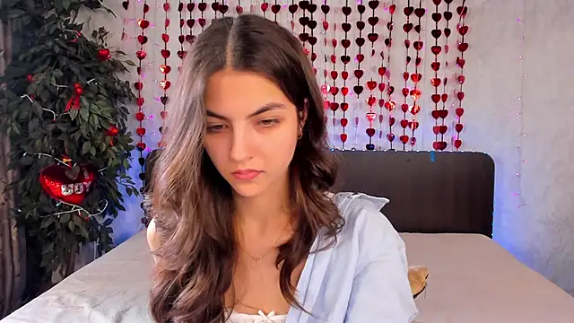 Milana Crystal  online show from February 16, 2025, 11:49 am