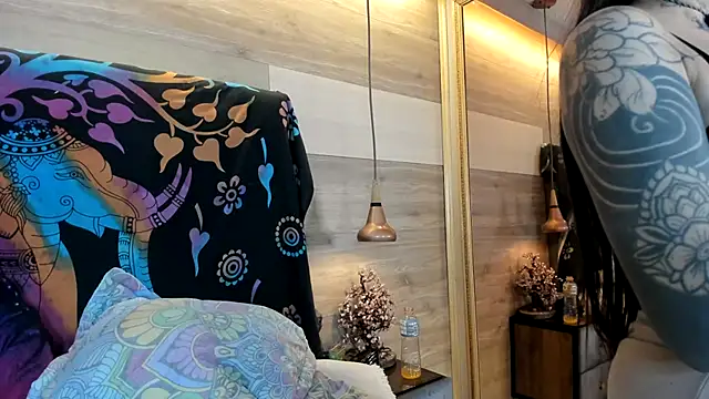 Snapshot of Cori_Paige chatting on September 17, 2025, 4:03 am Cori Paige online show from September 17, 2025, 4:03 am