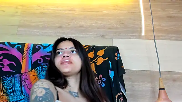 Snapshot of Cori_Paige chatting on October 29, 2025, 4:11 am Cori Paige online show from October 29, 2025, 4:11 am