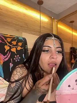 Snapshot of Cori_Paige chatting on September 20, 2025, 4:28 am Cori Paige online show from September 20, 2025, 4:28 am