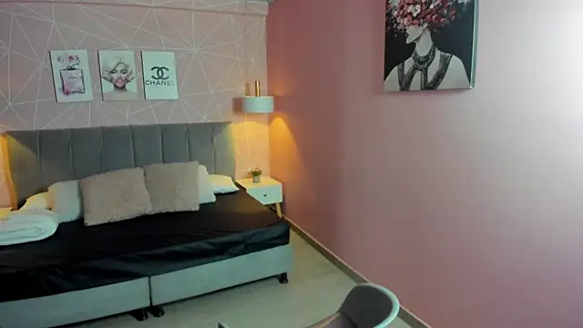 zara  sweet online show from December 18, 2025, 1:37 pm