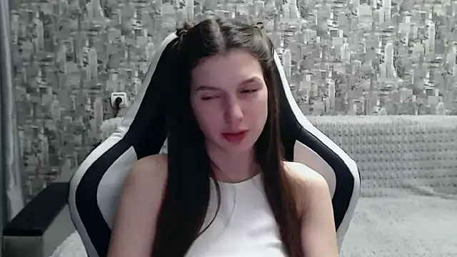 MissMiaCutie online show from March 1, 2025, 4:00 pm