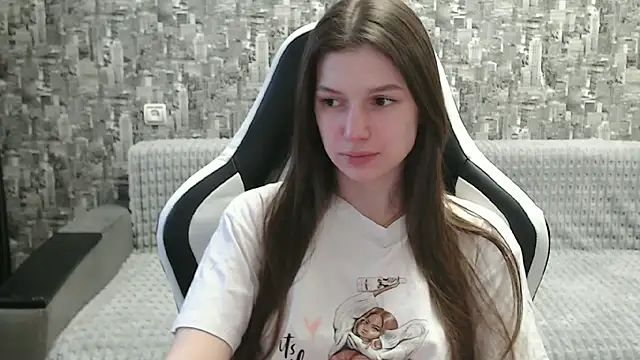 MissMiaCutie online show from March 21, 2025, 2:18 pm