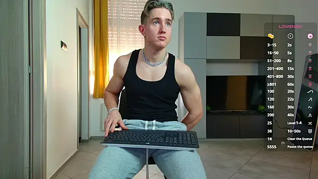 Snapshot of ChristianLevine_ chatting on September 30, 2025, 2:45 pm ChristianLevine online show from September 30, 2025, 2:45 pm