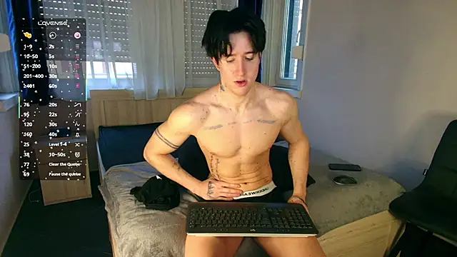 Snapshot of ChristianLevine_ chatting on February 10, 2026, 6:12 am ChristianLevine online show from February 10, 2026, 6:12 am