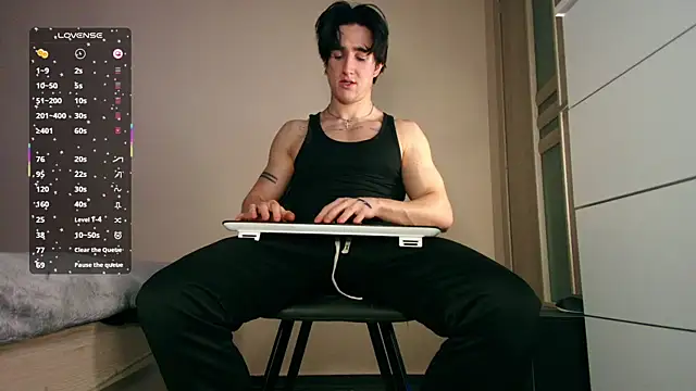 Snapshot of ChristianLevine_ chatting on February 9, 2026, 4:16 pm ChristianLevine online show from February 9, 2026, 4:16 pm