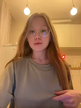Snapshot of Eva_Weyne chatting on December 4, 2024, 5:16 pm Eva Weyne online show from December 4, 2024, 5:16 pm