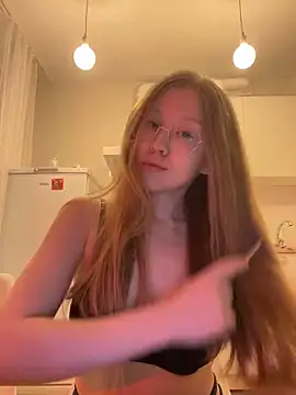 Snapshot of Eva_Weyne chatting on February 18, 2025, 4:25 pm Eva Weyne online show from February 18, 2025, 4:25 pm