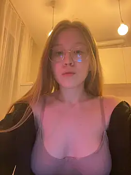 Snapshot of Eva_Weyne chatting on December 28, 2024, 4:52 pm Eva Weyne online show from December 28, 2024, 4:52 pm