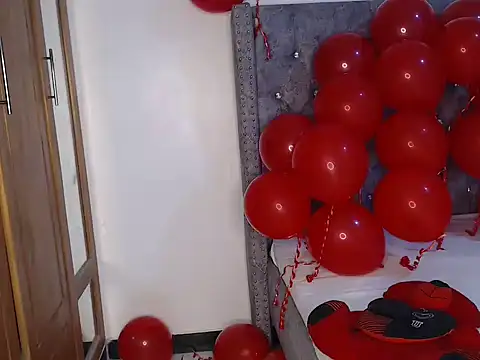 chococreamie online show from February 16, 2025, 6:54 am