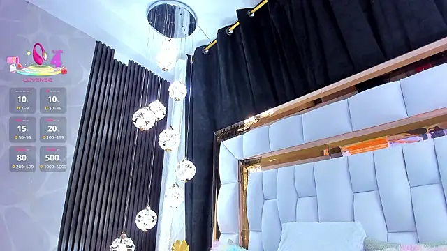 Snapshot of SarayRoyse chatting on February 12, 2026, 7:46 pm SarayRoyse online show from February 12, 2026, 7:46 pm