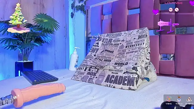 Snapshot of Ana_Winnss chatting on December 30, 2024, 11:38 pm Ana Winnss online show from December 30, 2024, 11:38 pm