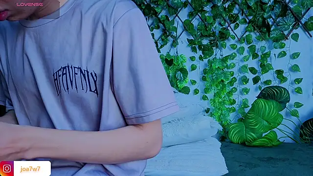 Levii Ackermann online show from October 4, 2025, 2:18 pm