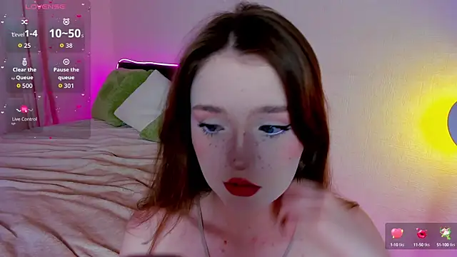 Snapshot of lexxxxxxi chatting on October 15, 2025, 6:27 pm lexxxxxxi online show from October 15, 2025, 6:27 pm