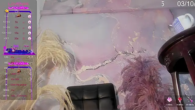 Snapshot of VALERIAQUEENTS chatting on October 3, 2025, 2:18 pm VALERIAQUEENTS online show from October 3, 2025, 2:18 pm