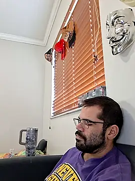 Snapshot of Zander823 chatting on February 26, 2026, 8:20 pm Zander823 online show from February 26, 2026, 8:20 pm