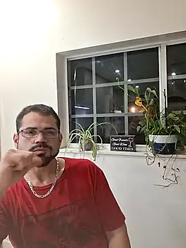 Snapshot of Zander823 chatting on February 10, 2026, 7:29 am Zander823 online show from February 10, 2026, 7:29 am