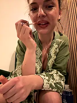 LexyGold online show from October 3, 2025, 12:50 pm