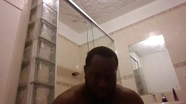 Bighood T online show from December 15, 2025, 4:07 am