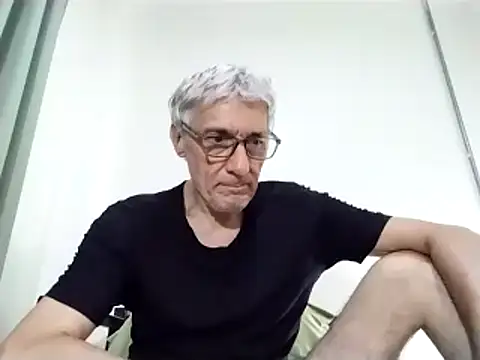 BIGUNCUTHARDCOCK online show from March 6, 2025, 1:37 am