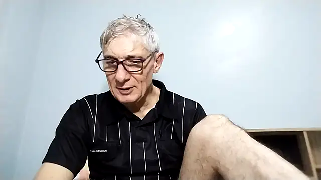 BIGUNCUTHARDCOCK online show from September 9, 2025, 1:59 am