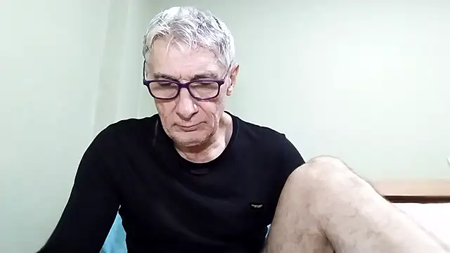 BIGUNCUTHARDCOCK online show from January 14, 2026, 12:58 am