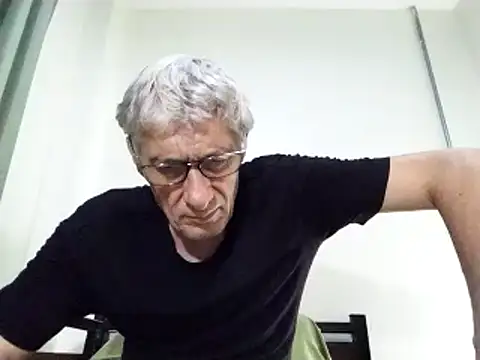 BIGUNCUTHARDCOCK online show from March 12, 2025, 2:34 pm