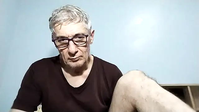 BIGUNCUTHARDCOCK online show from September 14, 2025, 1:06 am