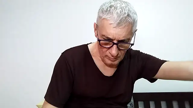 Snapshot of BIGUNCUTHARDCOCK chatting on February 28, 2026, 1:38 am BIGUNCUTHARDCOCK online show from February 28, 2026, 1:38 am