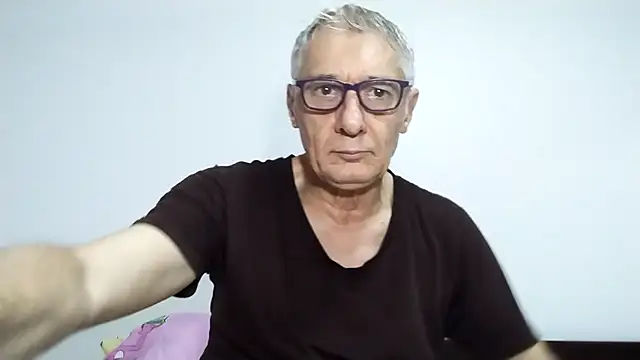 BIGUNCUTHARDCOCK online show from March 25, 2026, 12:22 am