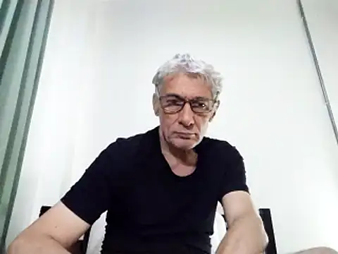 BIGUNCUTHARDCOCK online show from March 5, 2025, 3:51 am
