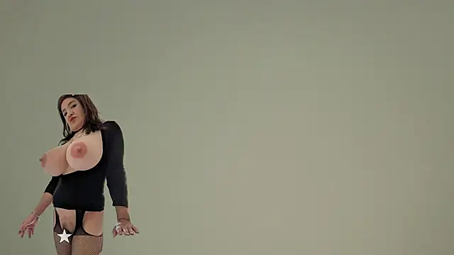 Snapshot of bigjuicybutt chatting on March 2, 2025, 12:47 pm bigjuicybutt online show from March 2, 2025, 12:47 pm