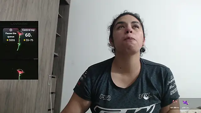 Snapshot of Anne_purple chatting on October 24, 2025, 2:16 pm Anne purple online show from October 24, 2025, 2:16 pm