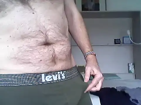 Snapshot of Lolodamour72 chatting on December 5, 2024, 1:44 pm Lolodamour72 online show from December 5, 2024, 1:44 pm