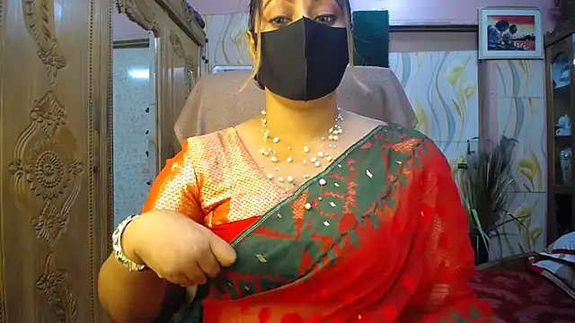 SohanaSabaSexy online show from December 15, 2025, 5:19 pm