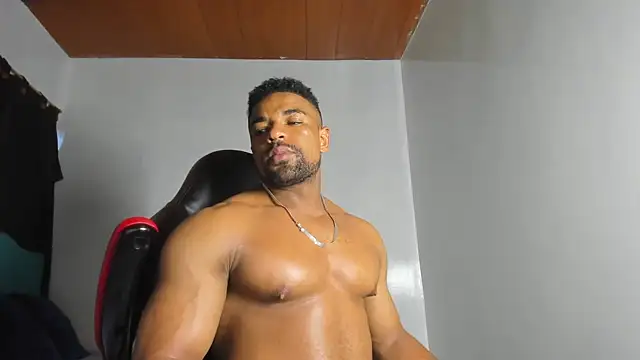 estebanlobo- online show from September 19, 2025, 11:42 pm