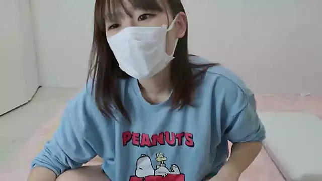 hi---chan- online show from September 27, 2025, 10:49 pm