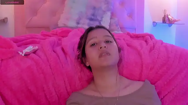 kimmy099 online show from March 9, 2025, 2:29 am