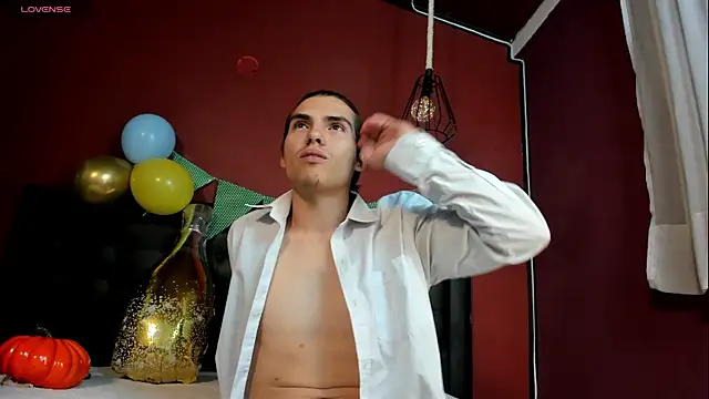  Tattoo Couple online show from September 29, 2025, 2:01 pm