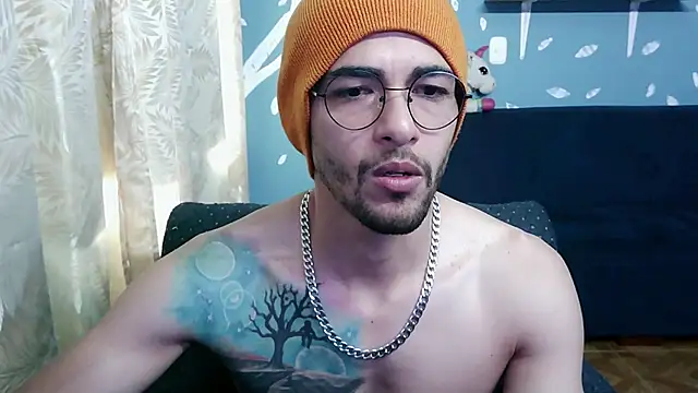 ponzothc online show from October 24, 2025, 8:52 pm