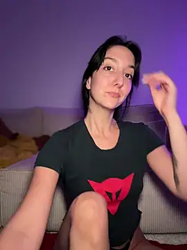  Juliette online show from May 28, 2026, 7:42 pm