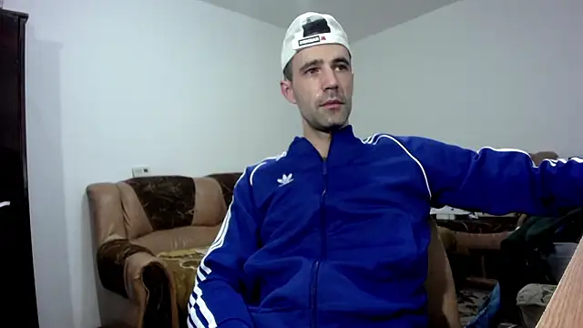 Snapshot of I_like_older_menn chatting on February 8, 2026, 5:49 am I like older menn online show from February 8, 2026, 5:49 am