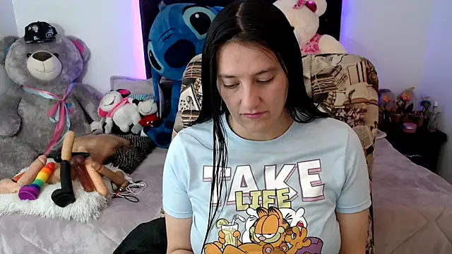 Lorenahot 06 online show from November 26, 2025, 8:20 pm