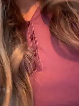 ChristyAdair online show from December 19, 2025, 9:22 am