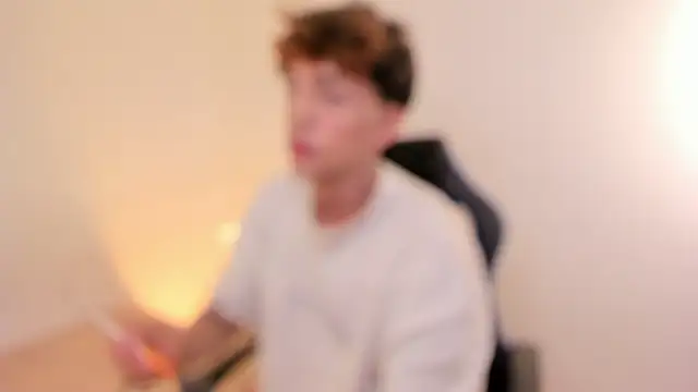 Snapshot of Tomy_Rox chatting on September 25, 2025, 8:48 pm Tomy Rox online show from September 25, 2025, 8:48 pm