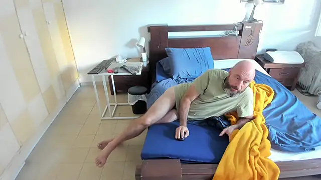 Snapshot of CTPuIITu3 chatting on October 26, 2025, 5:41 am CTPuIITu3 online show from October 26, 2025, 5:41 am