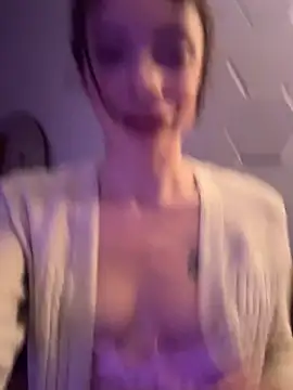 greedybratt online show from March 11, 2026, 7:13 am